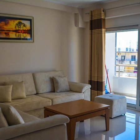 Ersid Apartaments In The Centre Sarandë Exterior foto